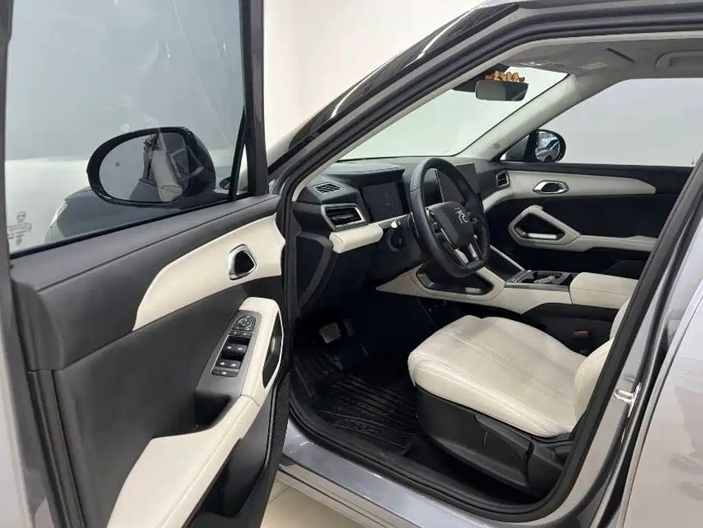 BYD Yuan UP — миниатюра 10