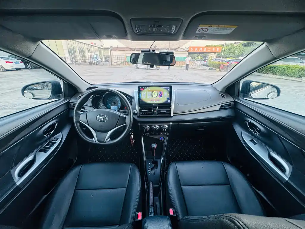 Toyota Yaris L — миниатюра 11