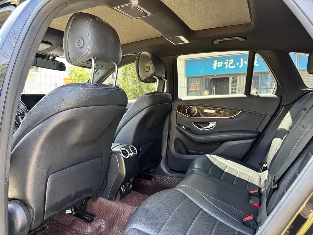 Mercedes-Benz GLC 2019 GLC 260 L 4MATIC Luxury