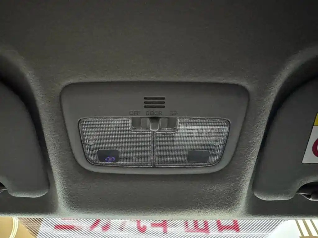 Toyota Yaris L — миниатюра 14