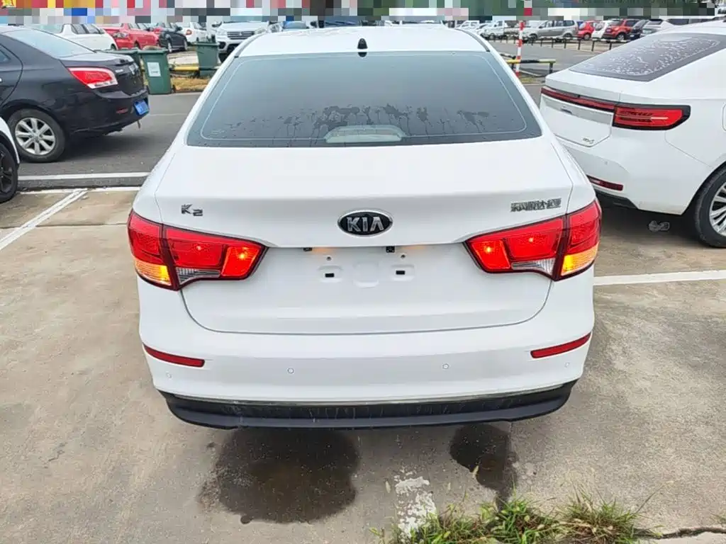 Kia K2 — миниатюра 6
