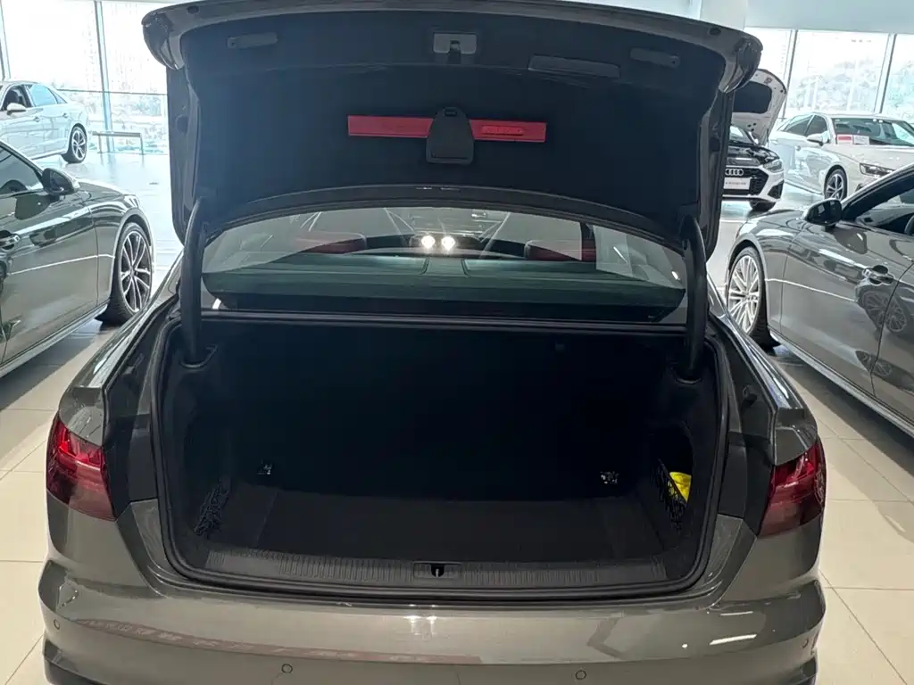 Audi S4 — миниатюра 6