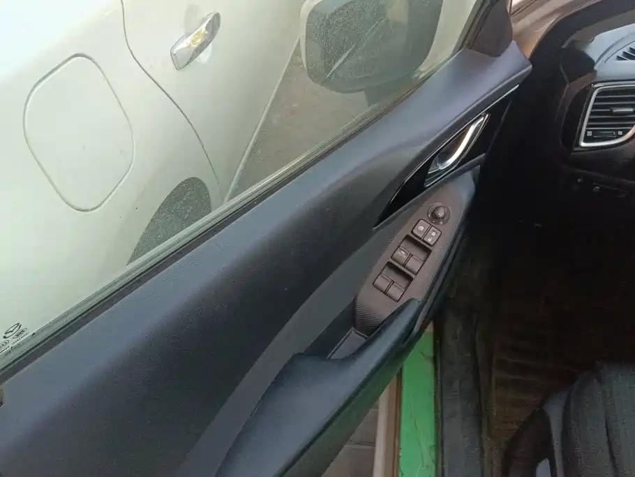 Mazda 3 Axela — миниатюра 7