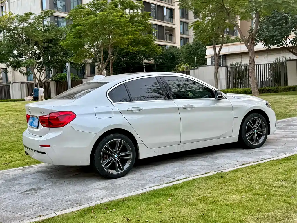 BMW 1 Series — миниатюра 6