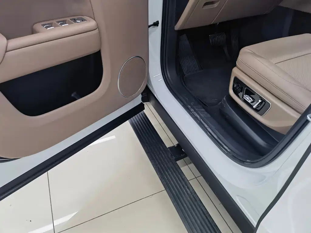 Li Auto Li L9 — миниатюра 12