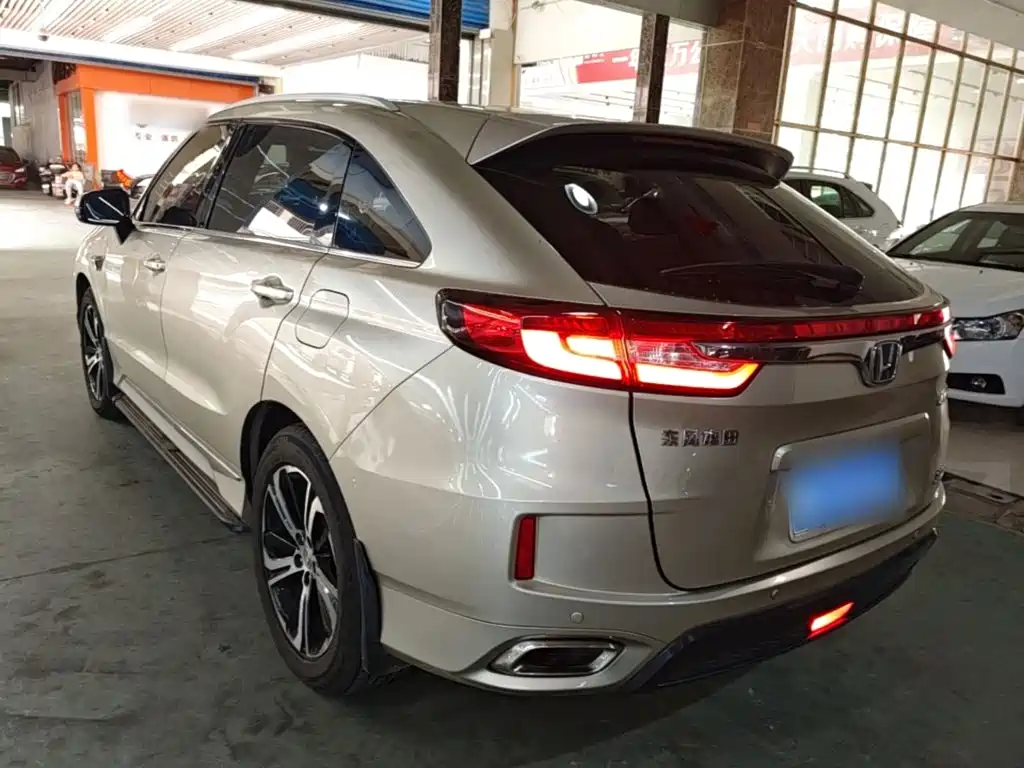 Honda UR-V — миниатюра 5