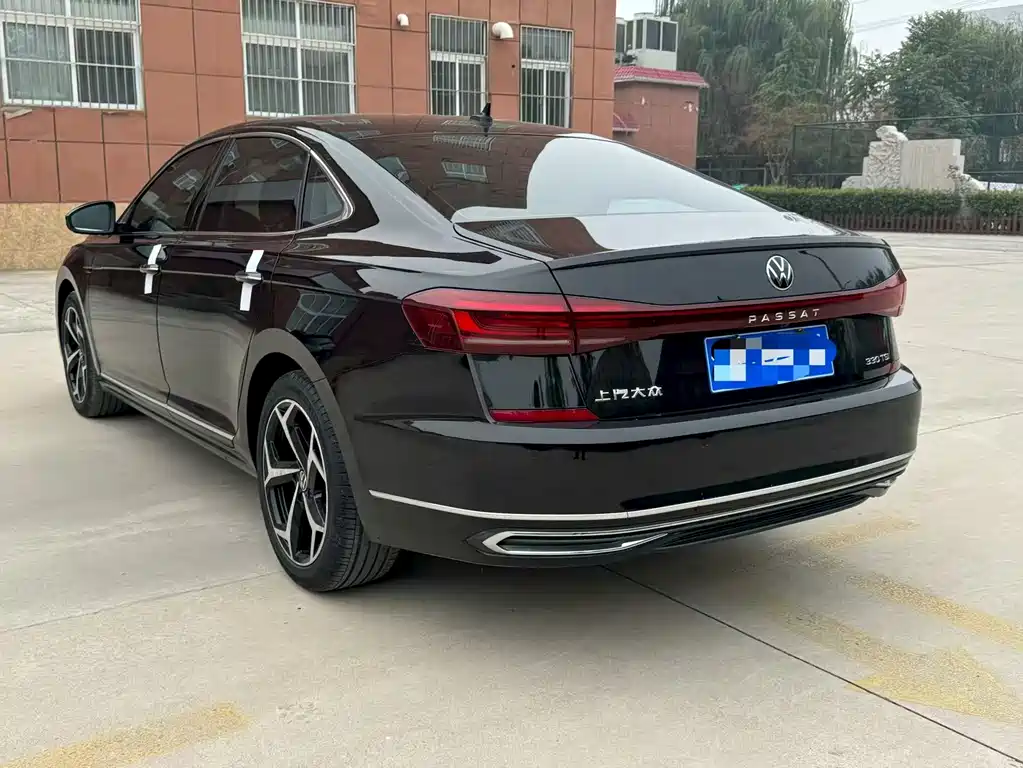 Volkswagen Passat — миниатюра 5
