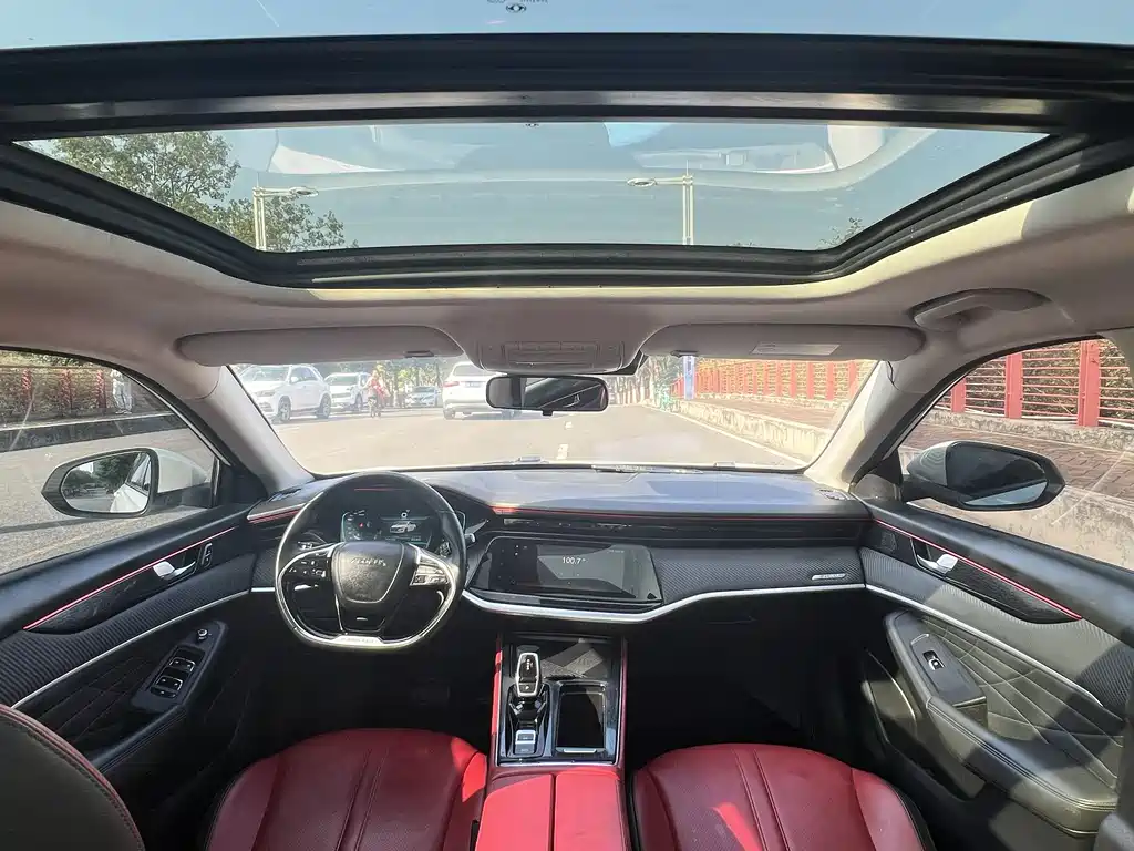 DONGFENG YI HYUN MAX