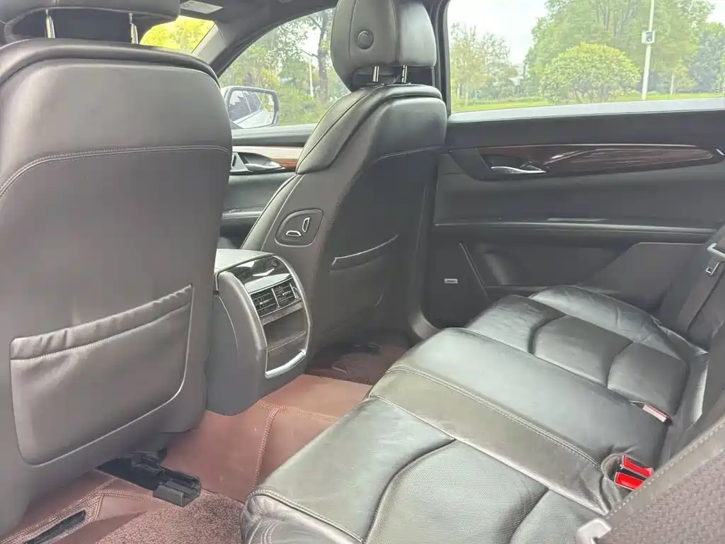 Cadillac CT6 — миниатюра 6