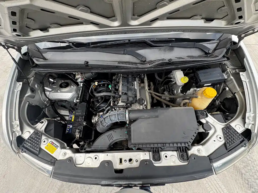 Wuling Hongguang V — миниатюра 16