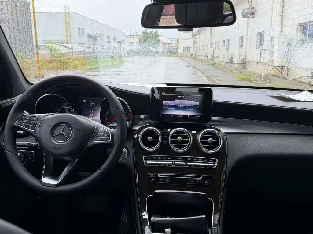 Mercedes-Benz GLC — миниатюра 7