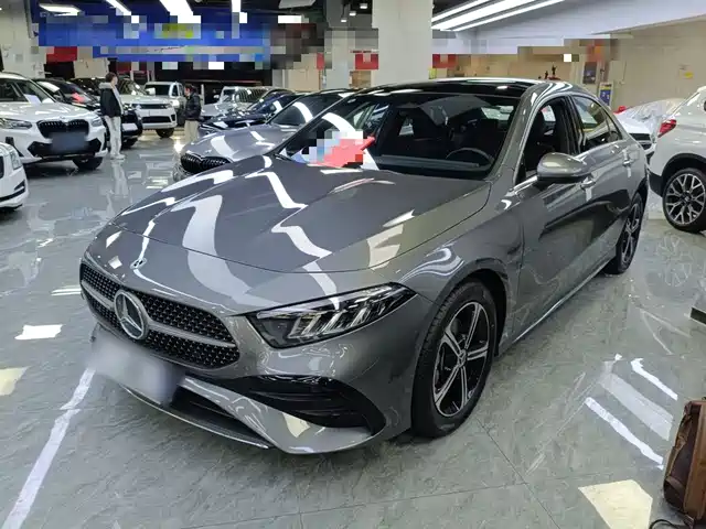 MERCEDES-BENZ A CLASS