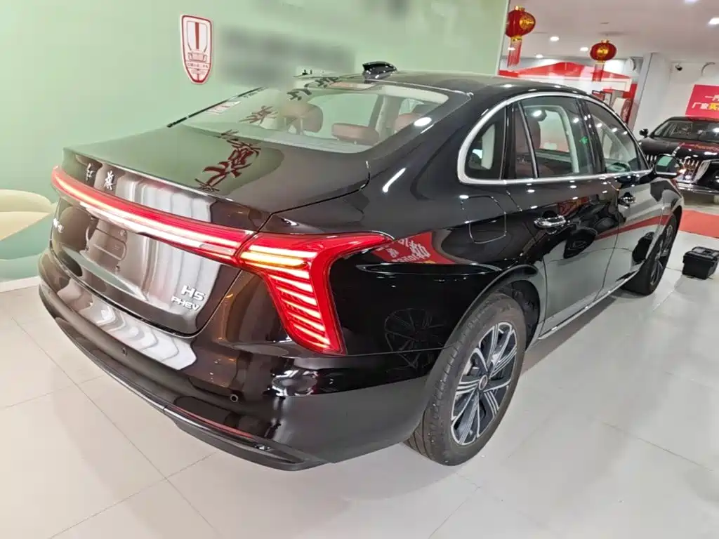 Hongqi Hongqi H5 PHEV — миниатюра 7
