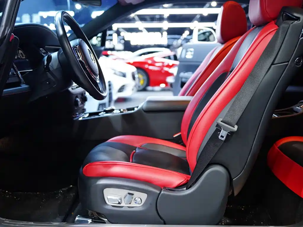 Rolls-Royce Wraith — миниатюра 13