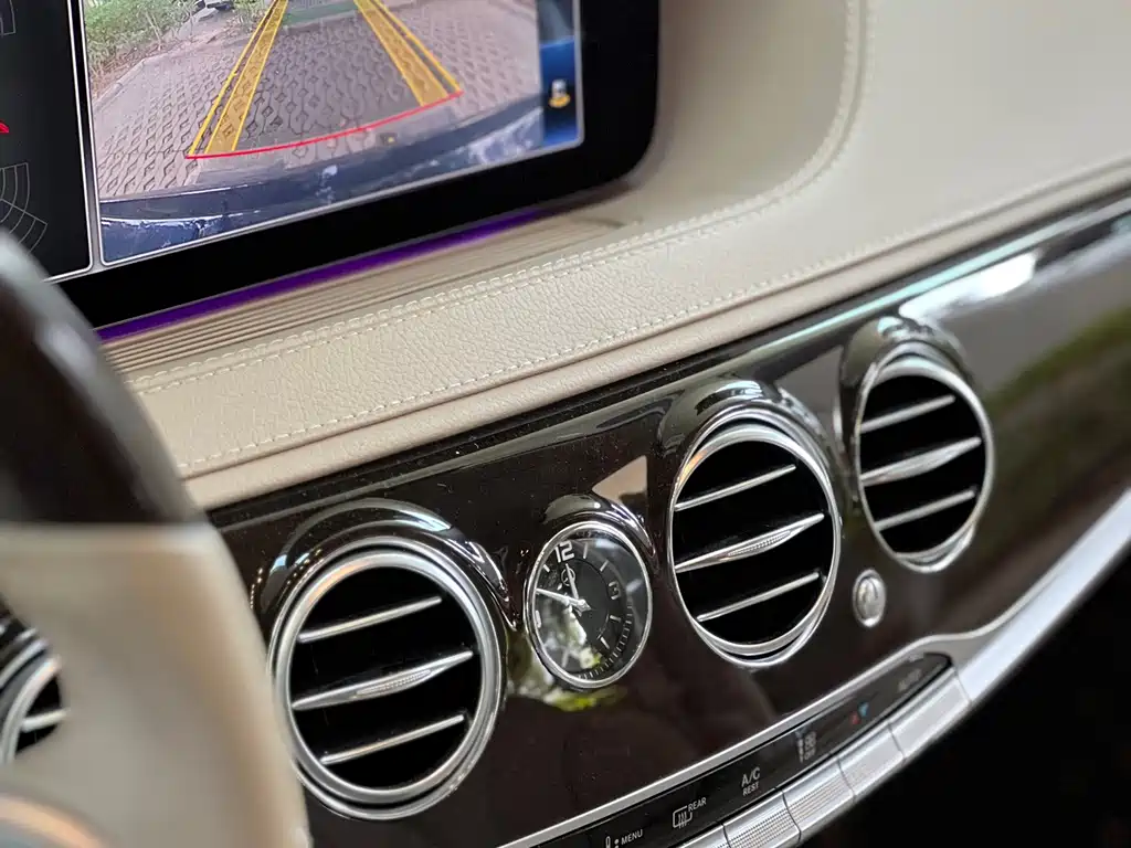 Mercedes-Benz S-Class — миниатюра 17