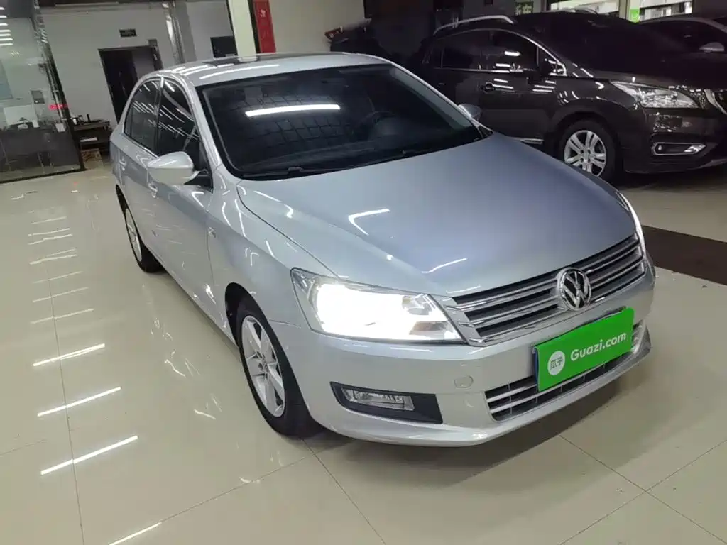 Volkswagen Santana — миниатюра 4