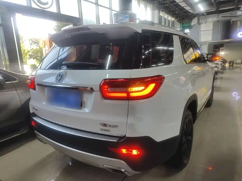Changan CS95 — миниатюра 7