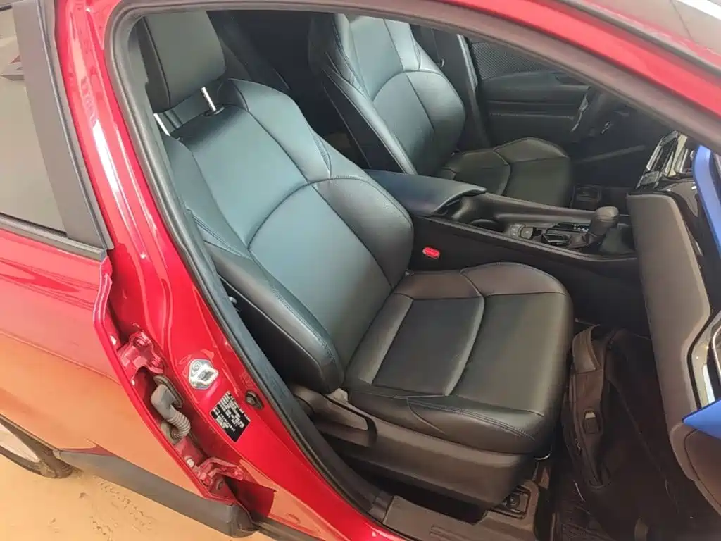 Toyota C-HR — миниатюра 25