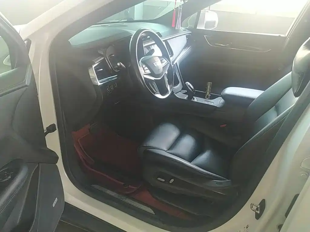 Cadillac XT5 — миниатюра 18