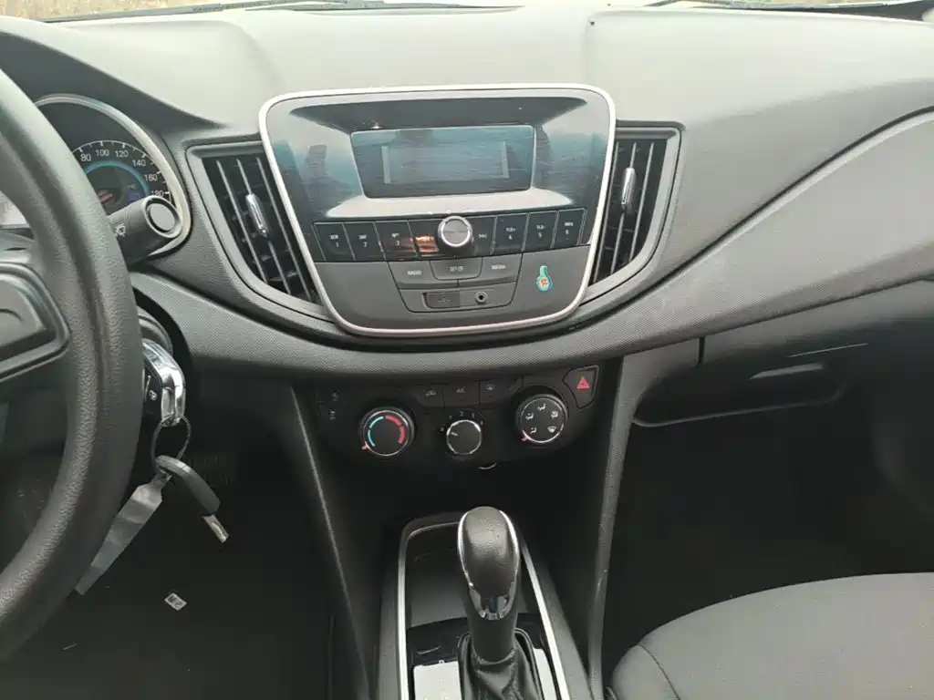 Chevrolet Cavalier — миниатюра 13