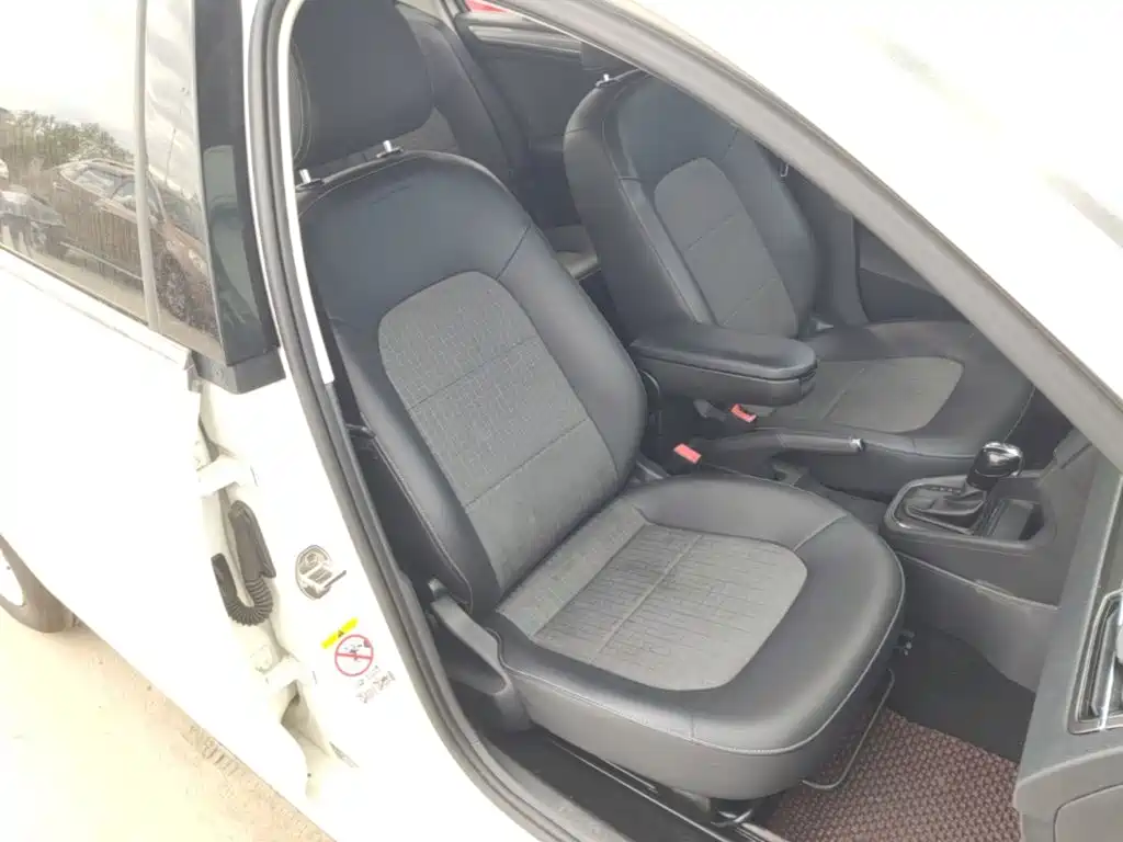 Volkswagen Santana — миниатюра 25
