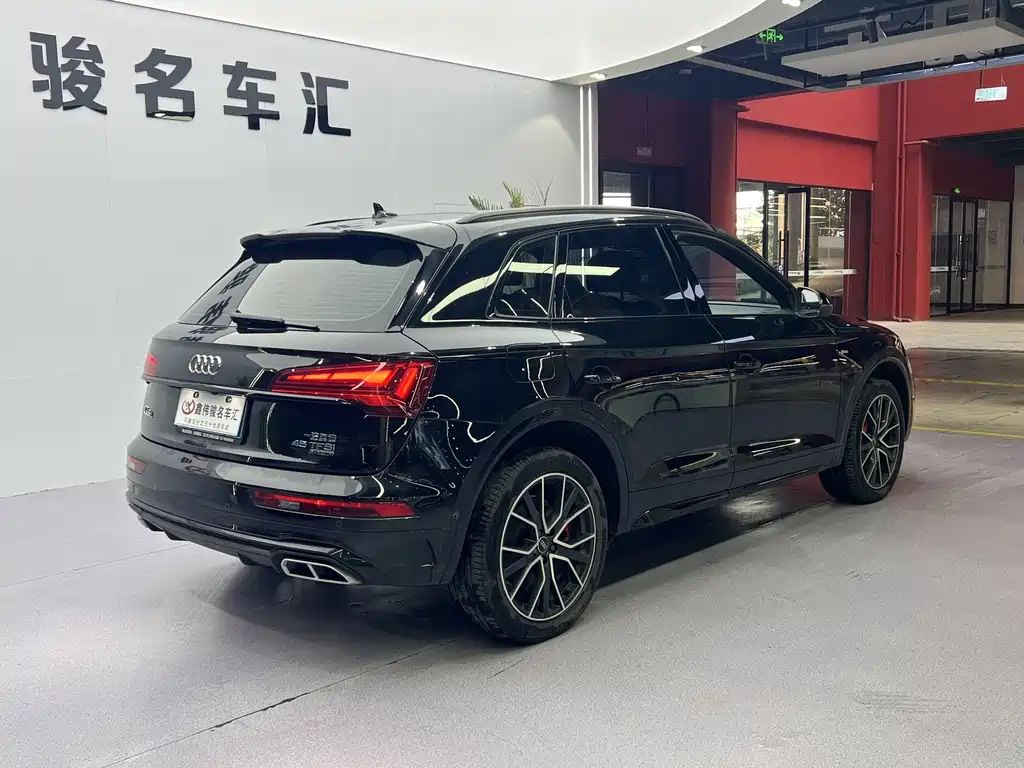 Audi Q5L — миниатюра 15