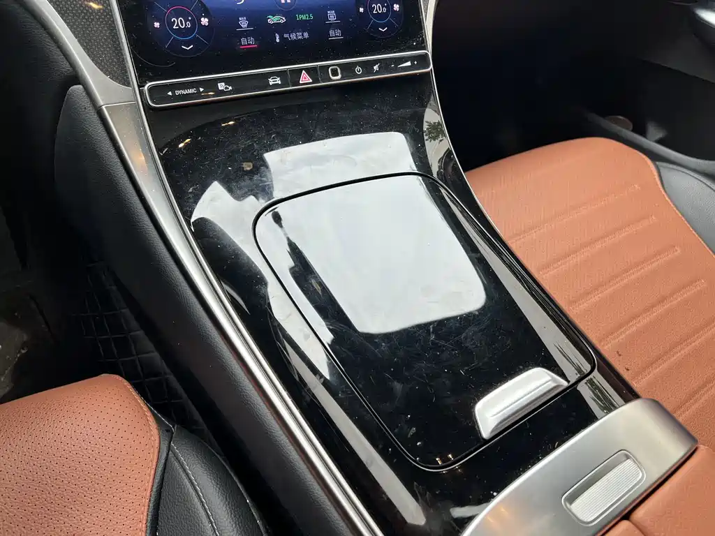 Mercedes-Benz GLC — миниатюра 11