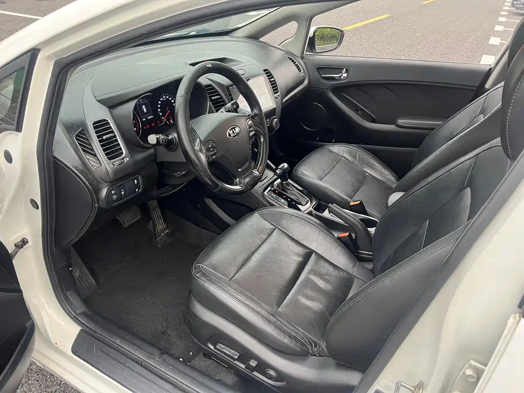 Kia K3 — миниатюра 11