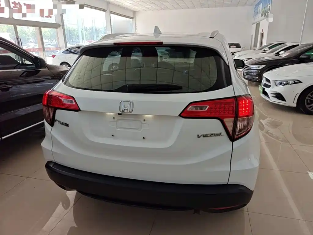 Honda Vezel — миниатюра 6