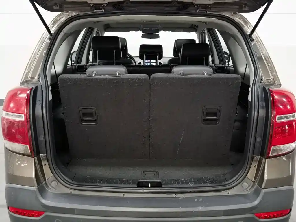 Chevrolet Captiva — миниатюра 16