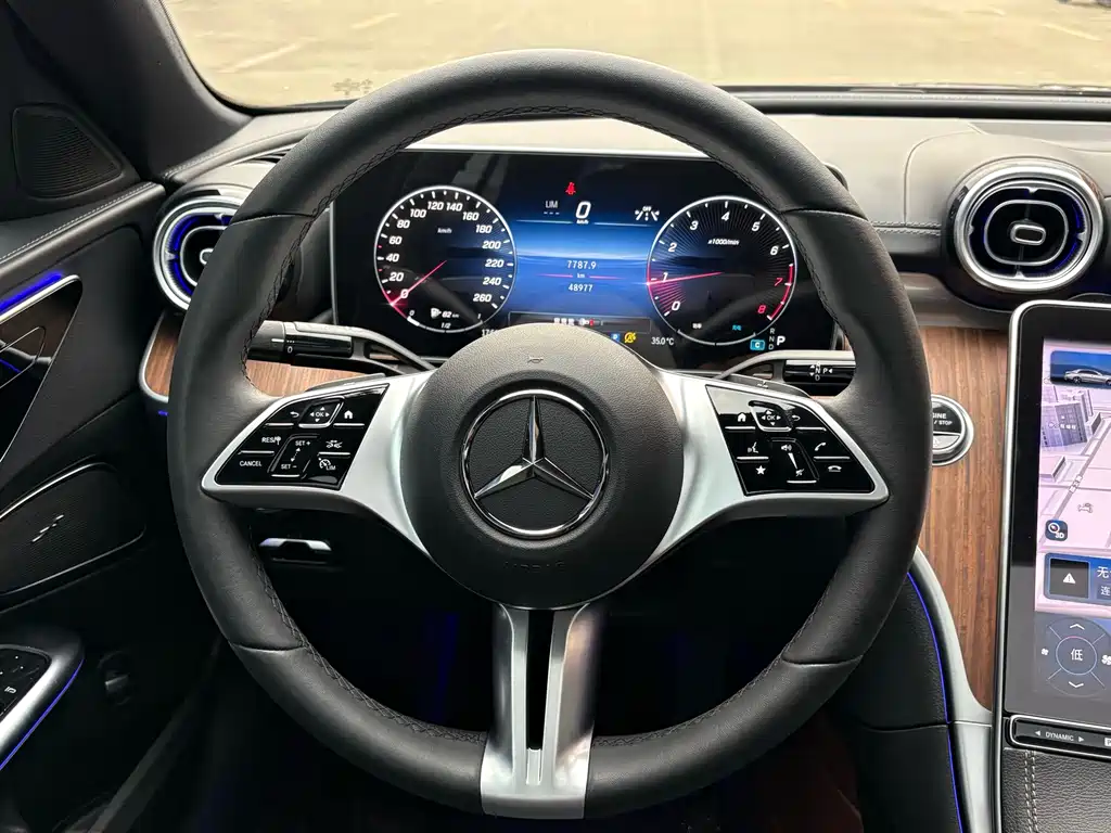 Mercedes-Benz C-Class — миниатюра 9