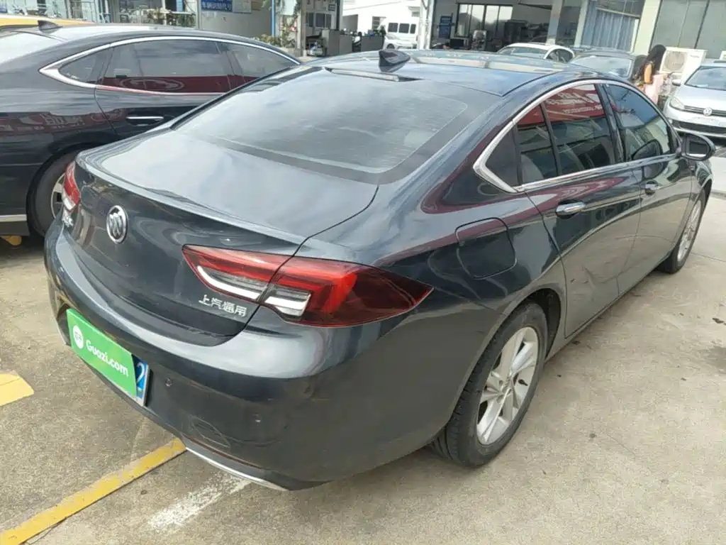 Buick Regal — миниатюра 7