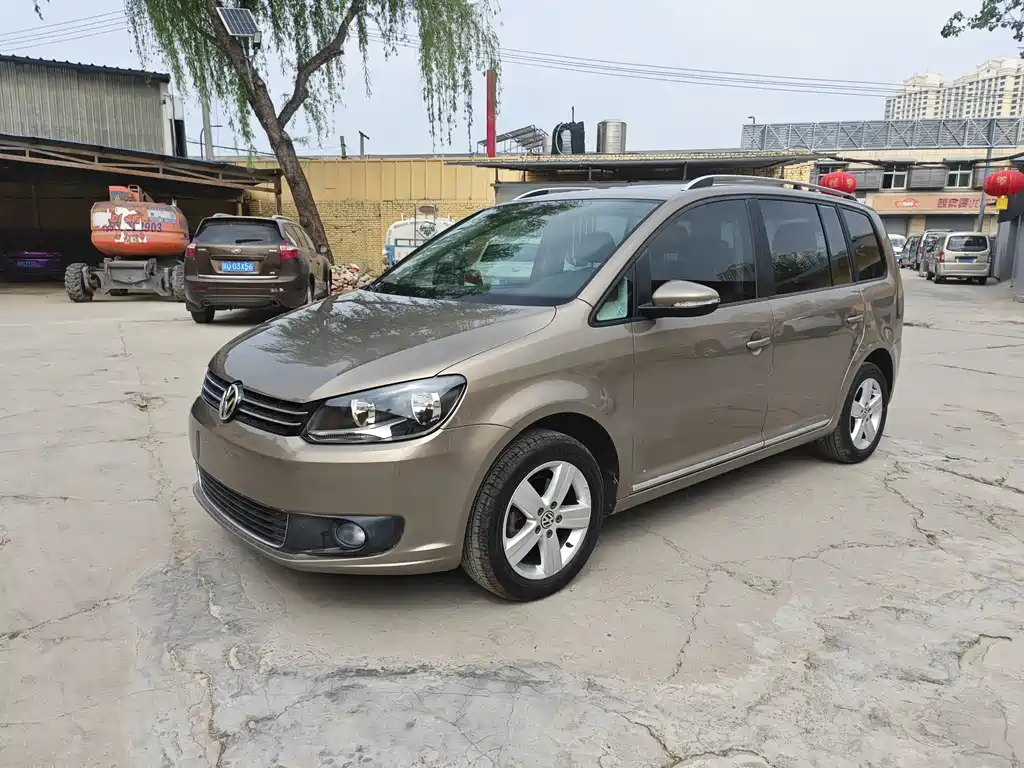 Volkswagen Touran 2016