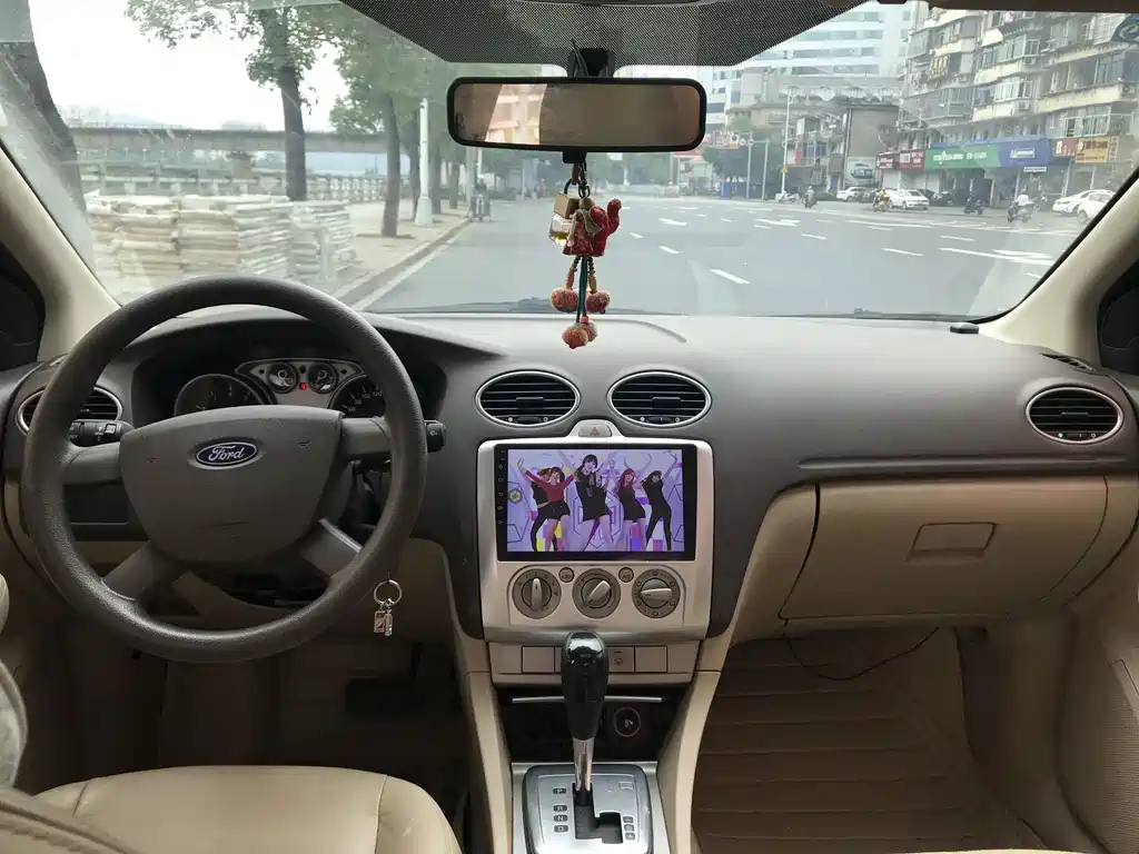 Ford Focus — миниатюра 7