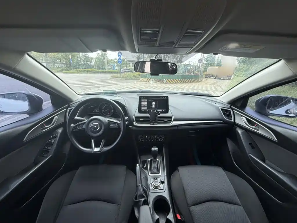 Mazda 3 Axela — миниатюра 12