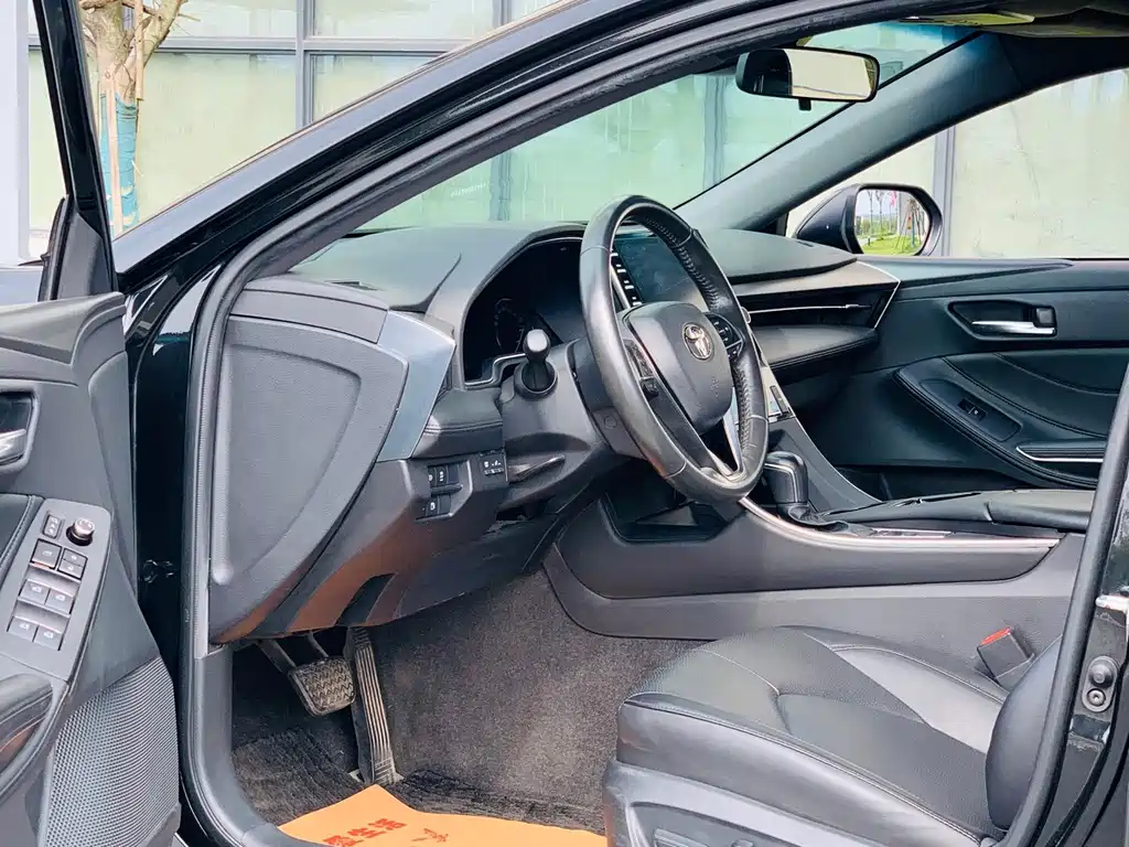 Toyota Avalon — миниатюра 13