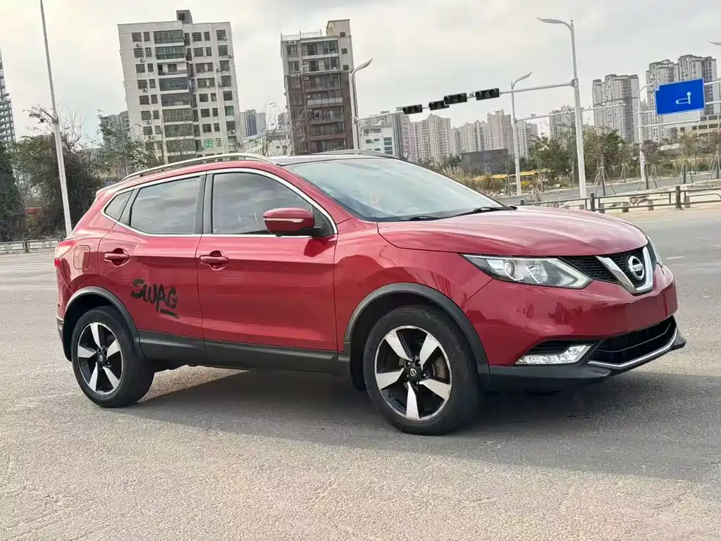 NISSAN QASHQAI