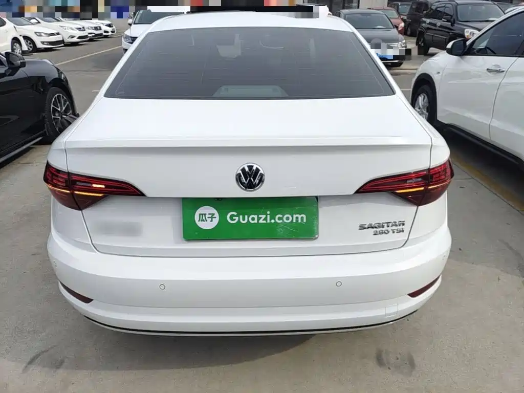 Volkswagen Sagitar — миниатюра 6