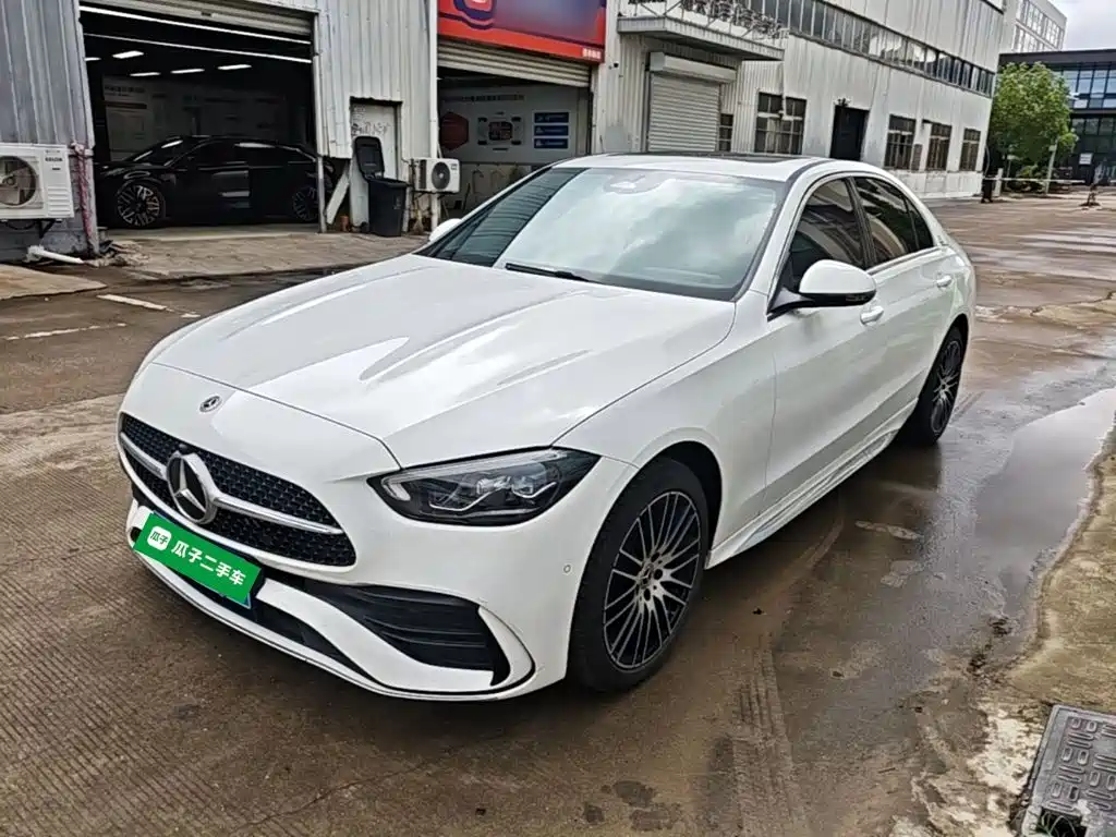 Mercedes-Benz C-Class — миниатюра 2