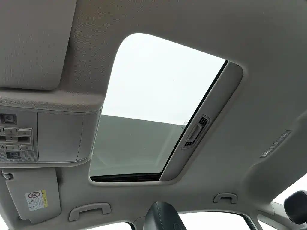 Volkswagen Passat — миниатюра 14