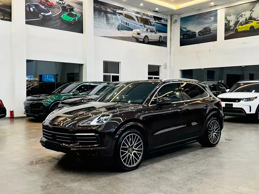 PORSCHE CAYENNE