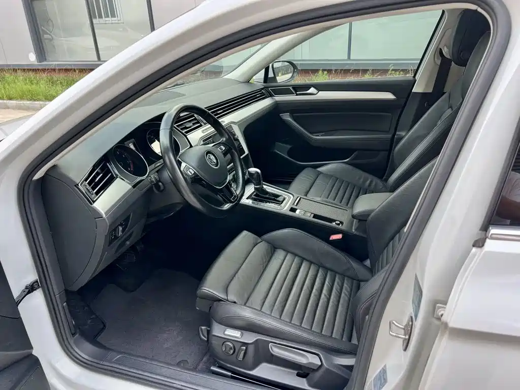 Volkswagen Viloran — миниатюра 4