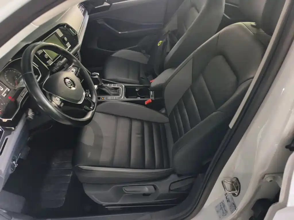 Volkswagen Sagitar — миниатюра 15