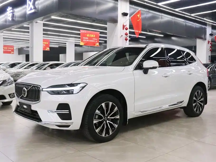 Volvo XC60 2023