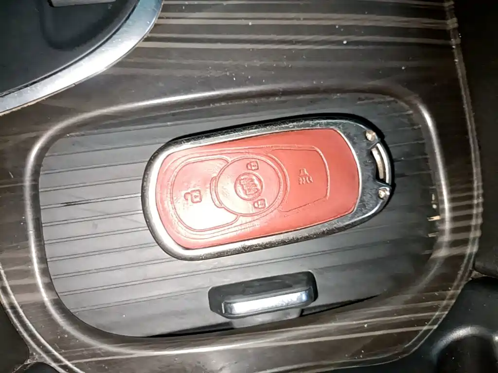 Buick Envision Plus — миниатюра 9
