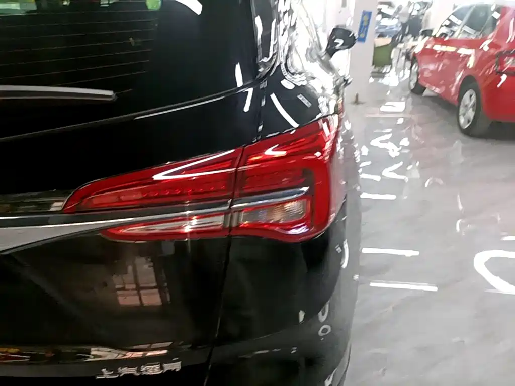 Buick Envision Plus — миниатюра 8