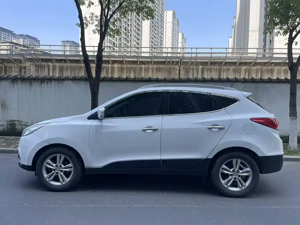 Hyundai ix35 — миниатюра 8
