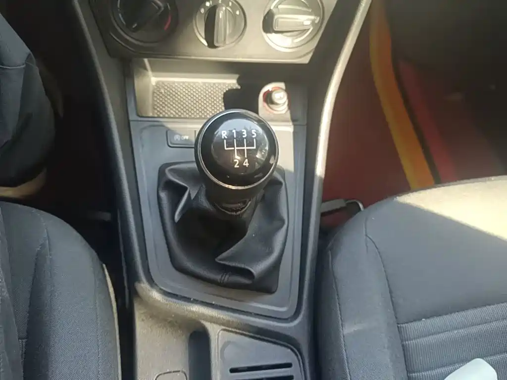 Volkswagen Lavida — миниатюра 14