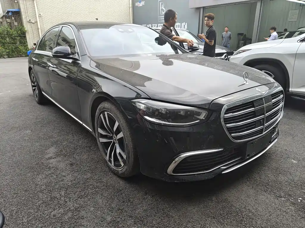 Mercedes-Benz S-Class — миниатюра 2