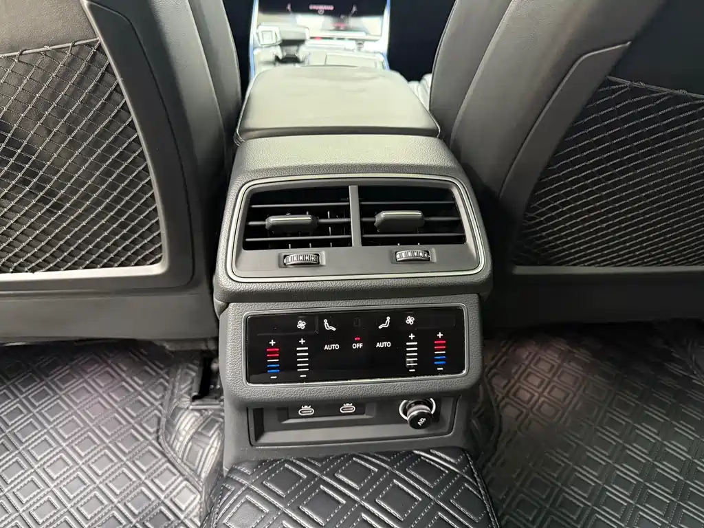 Audi A6L — миниатюра 18